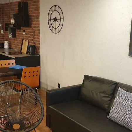 Appartement Metro Rondo Onz *