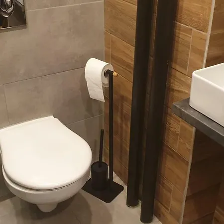 Apartment Metro Rondo Onz